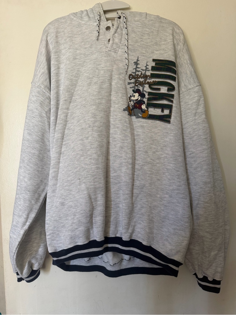 Vintage Style Mickey Mouse Outdoor Explorer Hoodie Sweatshirt Gray XL